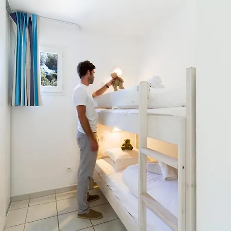 Aparthotel Garden & 3*