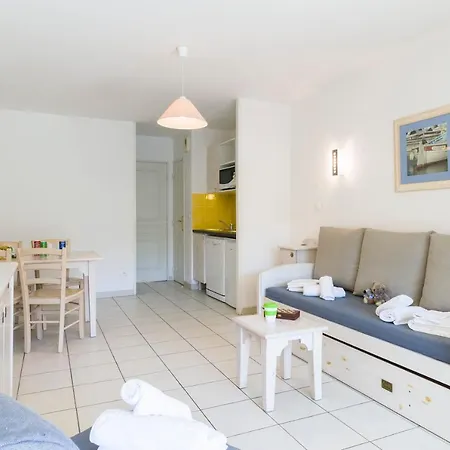 Aparthotel Garden & 3*