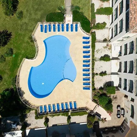 Garden & 3*