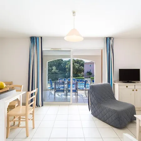 Garden & Aparthotel 3*