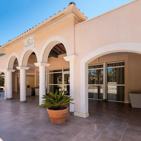 Garden & Apart-hotel 3*