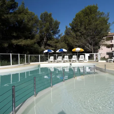 Aparthotel Garden & 3*