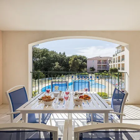 Aparthotel Garden & 3*