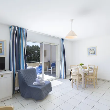 Aparthotel Garden & 3*